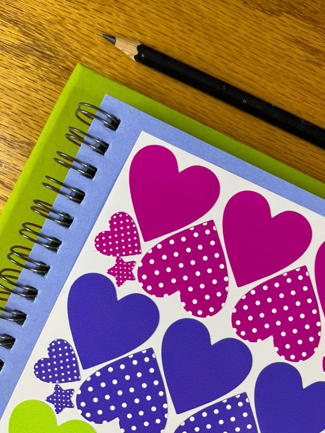 Heart Theme 14 - NO WORDS - Fancy Shaped Stickers