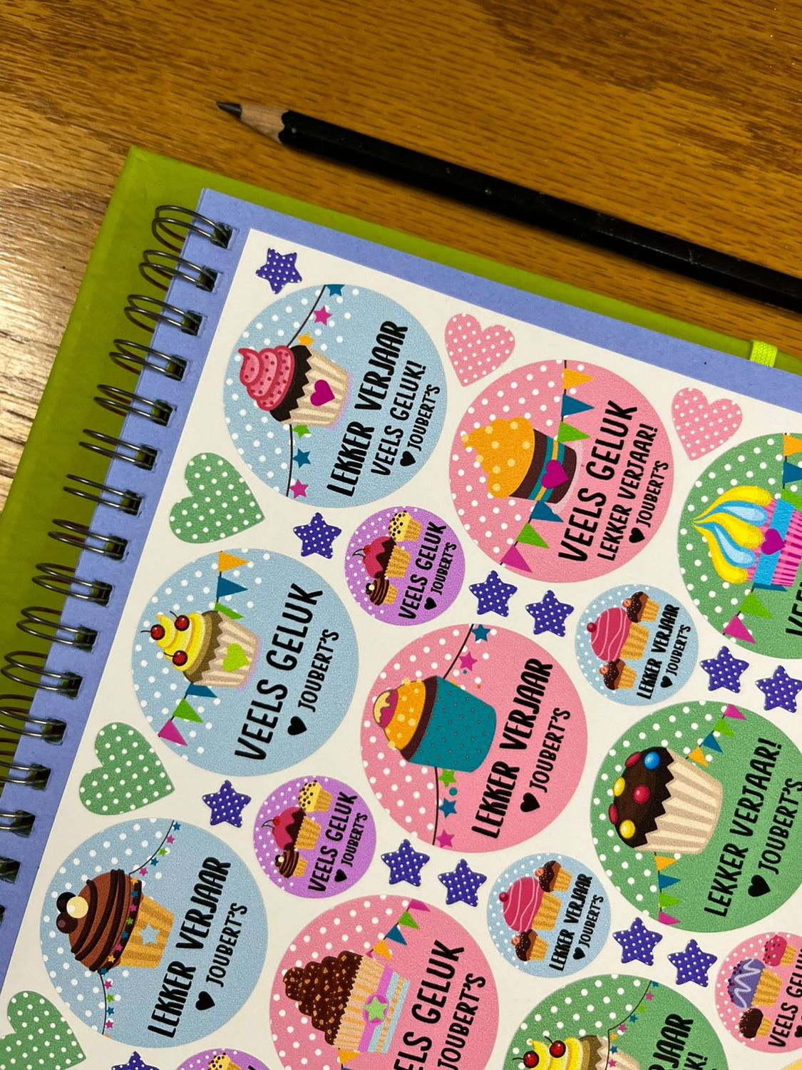 Cupcake Theme 3   Birthday gift Stickers   Afrikaans