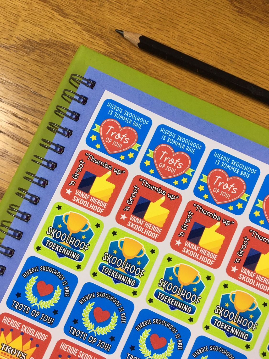 Principal Headmaster Theme 3 Afrikaans Stickers vir Prinsipaal Skoolhoof