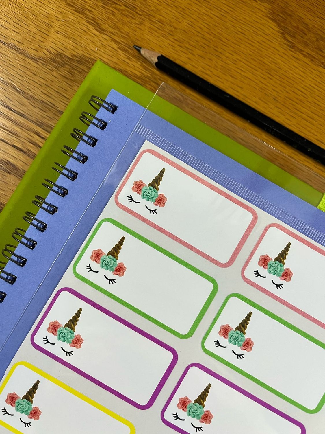 Label stickers size 60mm x 30mm for books lunch boxes and gifts Sample Sale 123 - Unicorn theme