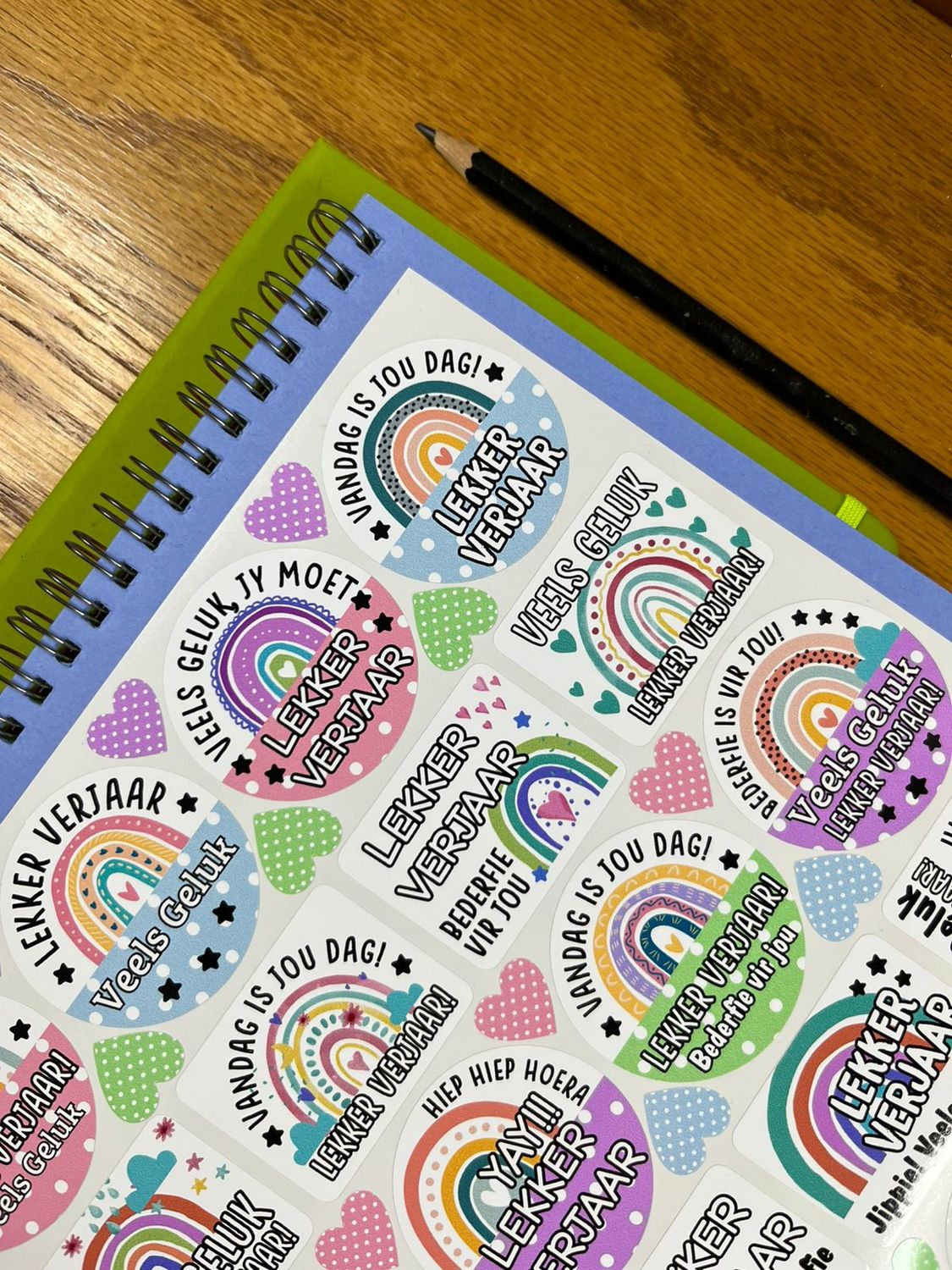Rainbow Theme 1 Birthday Gift Stickers Afrikaans