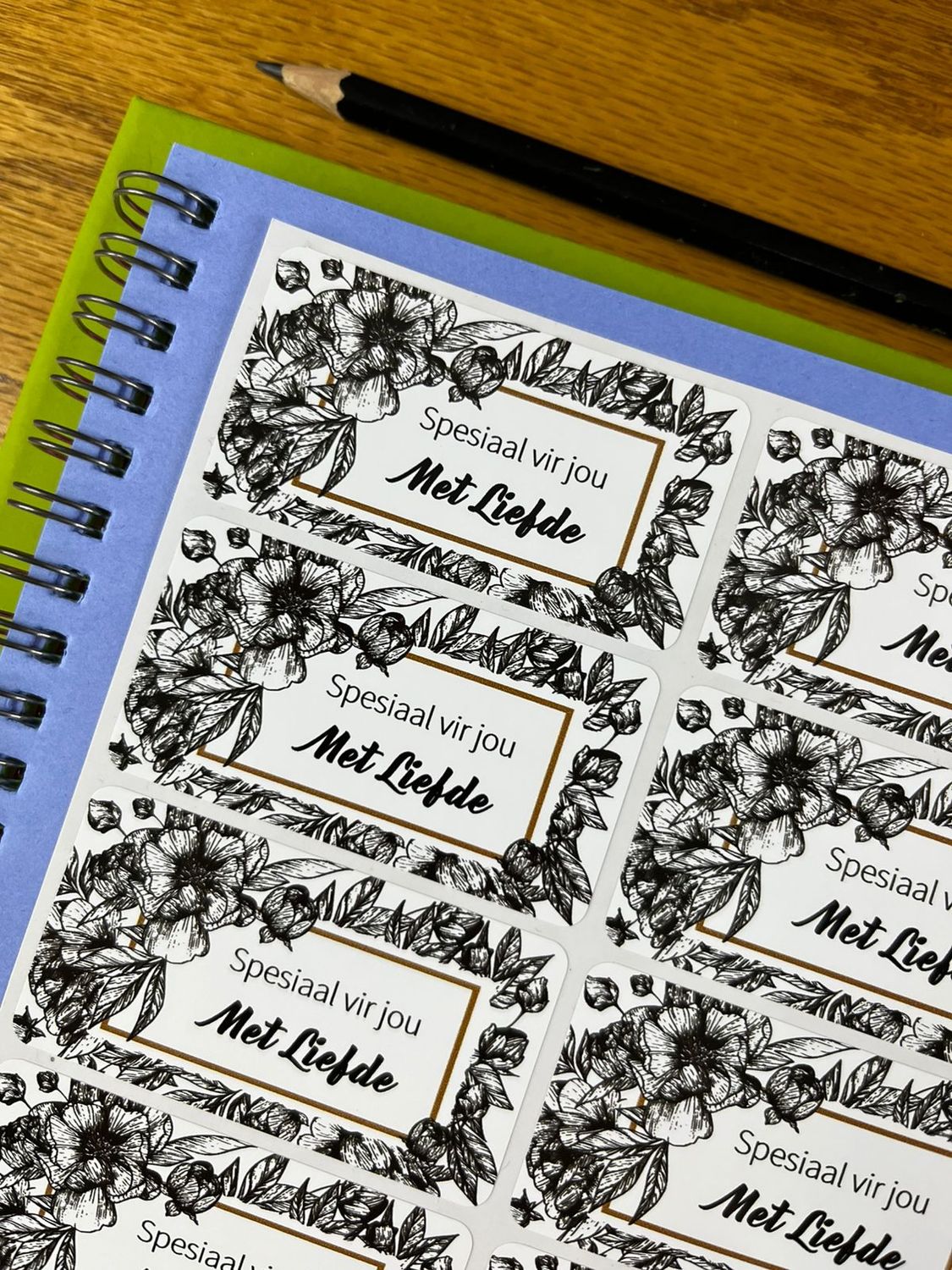 Floral themed gift stickers sample sale 19 in Afrikaans