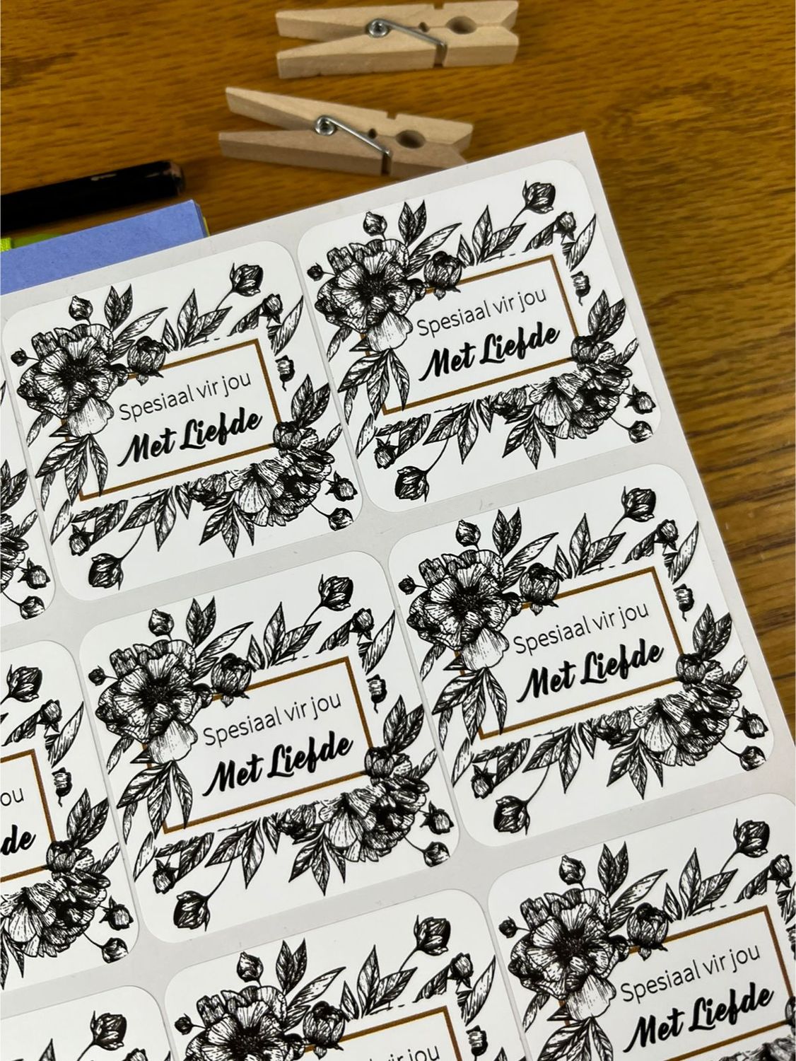 Floral flower Theme 6 Gift Stickers in Afrikaans