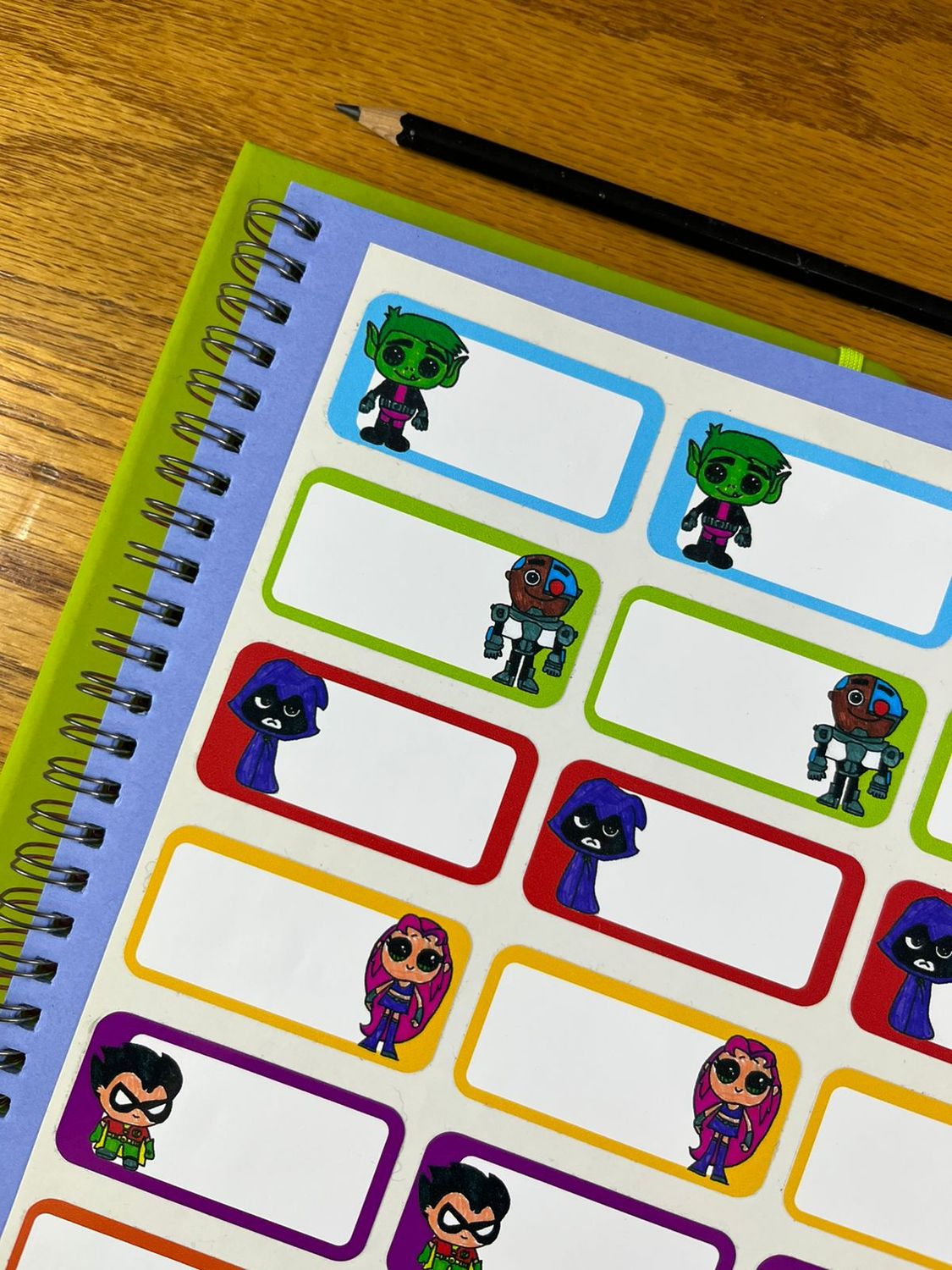 Label stickers size 60mm x 30mm for books, lunch boxes and gifts Sample Sale 159 - SuperHeroes