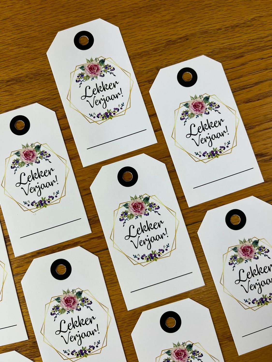 Pink Floral Theme 2 Birthday Gift tags in Afrikaans Pink Floral Theme 2 Birthday Gift tags in Afrikaans