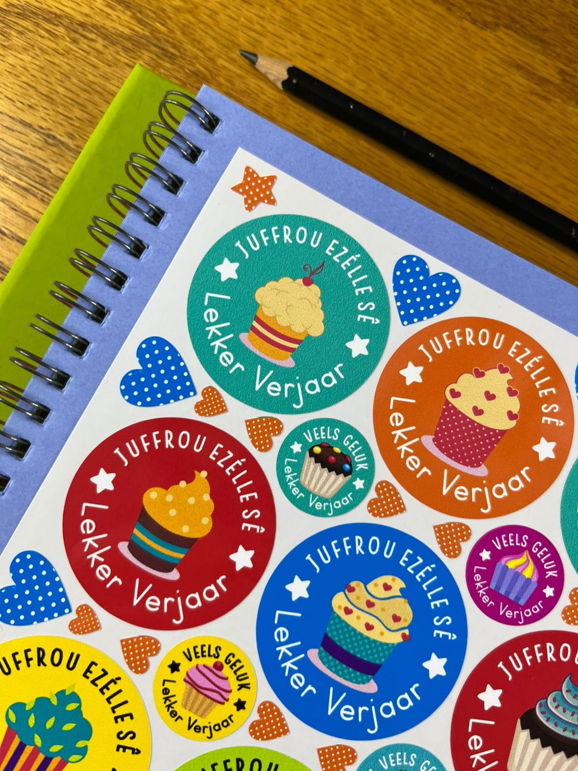 Cupcake Theme 4 Birthday Stickers  Afrikaans