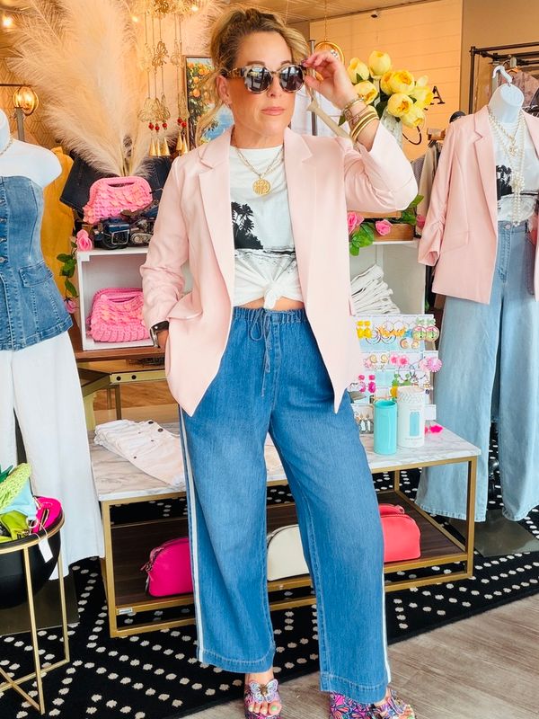 SHIRRED SLEEVE BLAZER