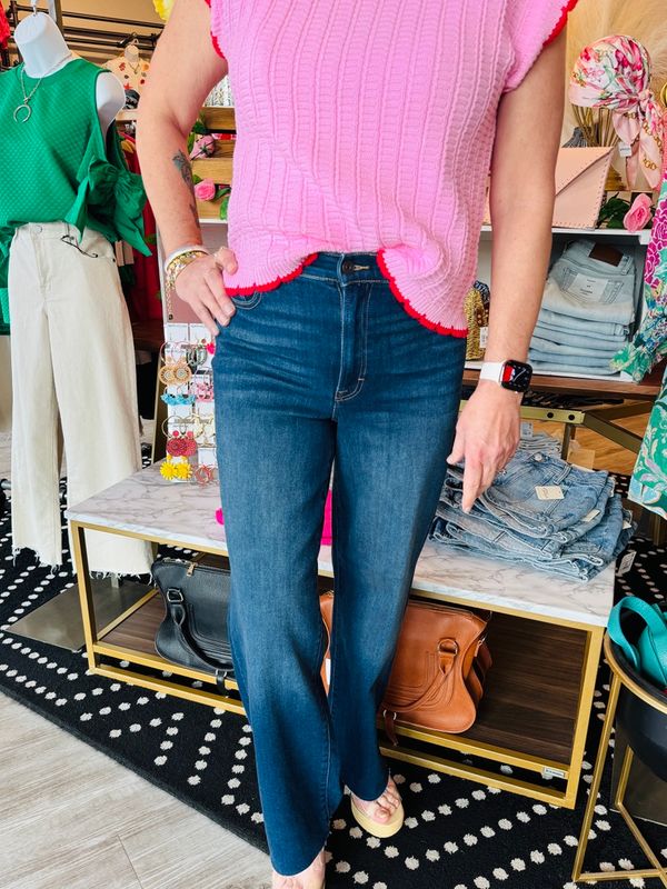 LOGAN HR CLEAN CUT JEAN