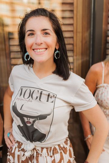 VOGUE COWGRIL TEE