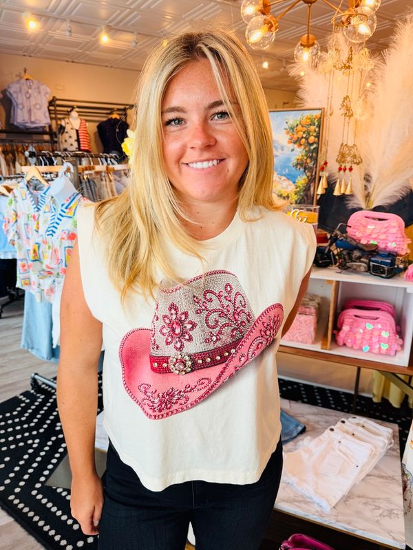 PINK HAT JEWELED CROPPED TEE