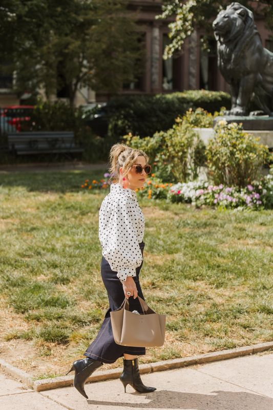 CLASSIC DENIM OFFICE MIDI PENCIL SKIRT