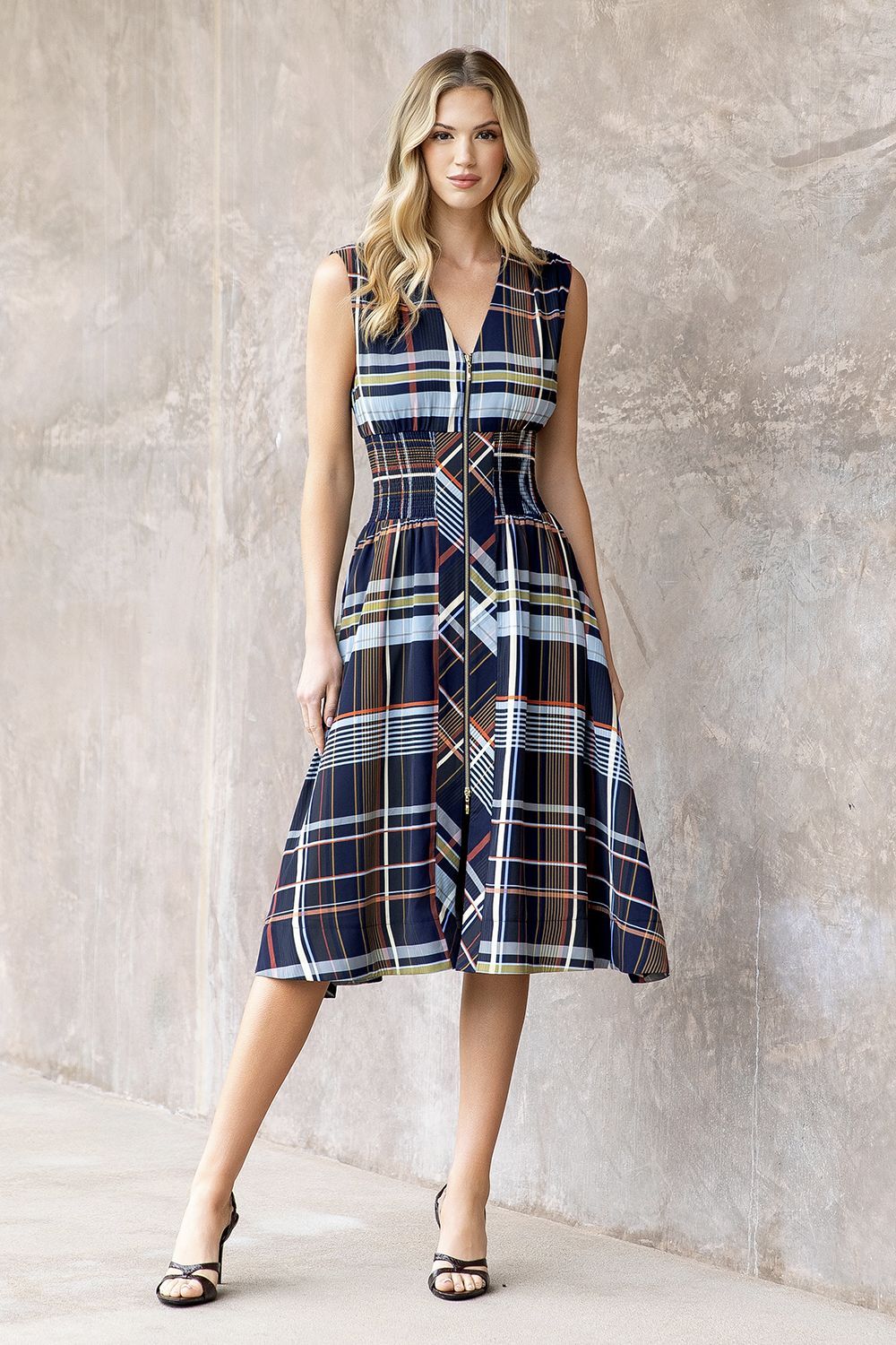 PLAID SLEEVELESS MIDI DRESS