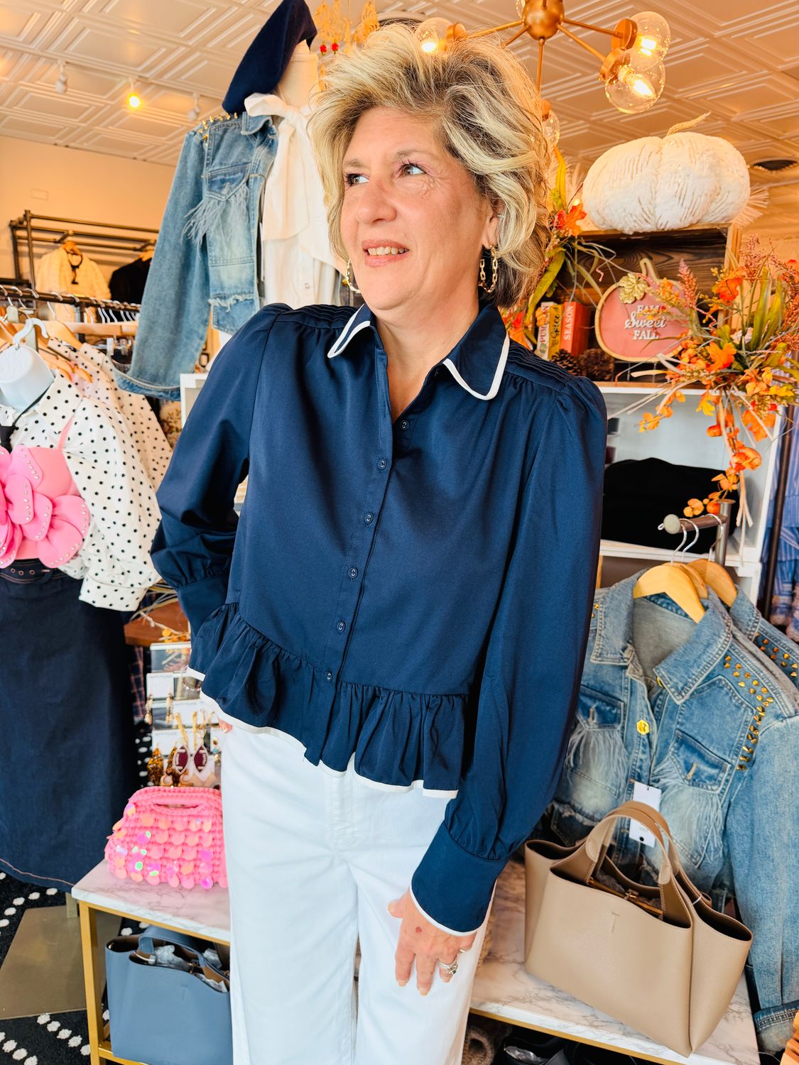 BUTTON UP COLLARED TOP