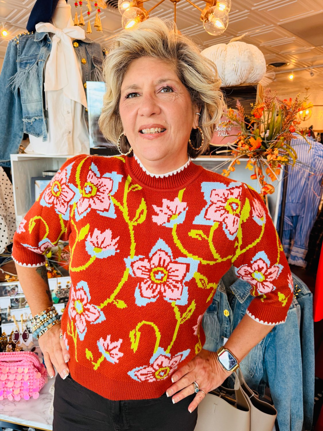 SHORT SLV FLORAL PATTERNED SWEATER TOP