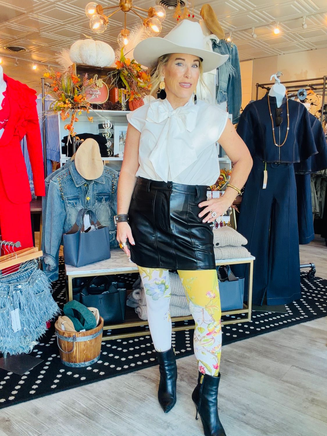 ELAN FAUX LEATHER MINI SKIRT