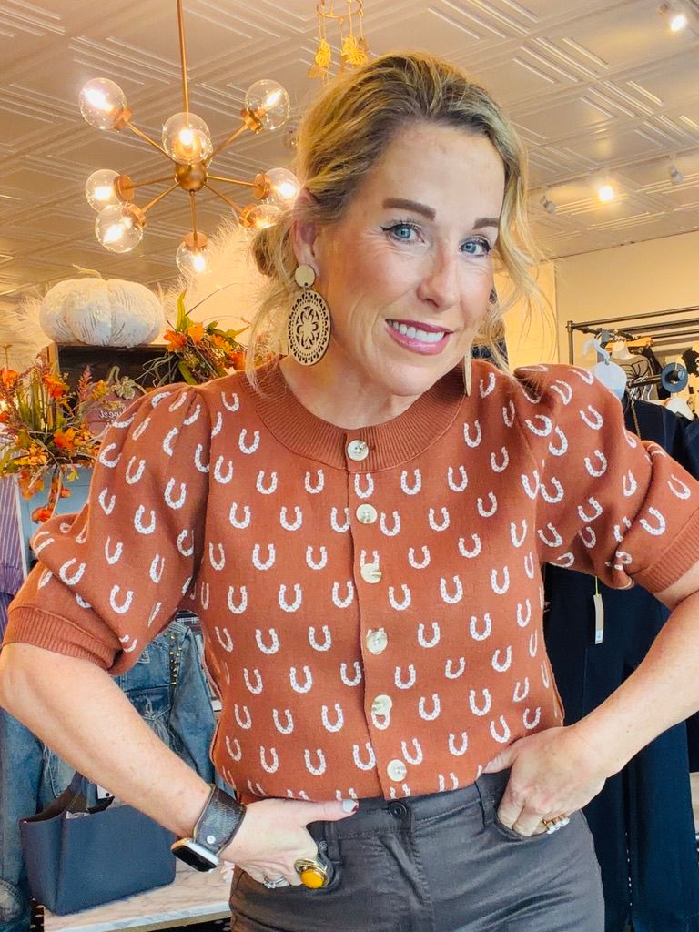 HORSESHOE PATTERN CARDIGAN TOP