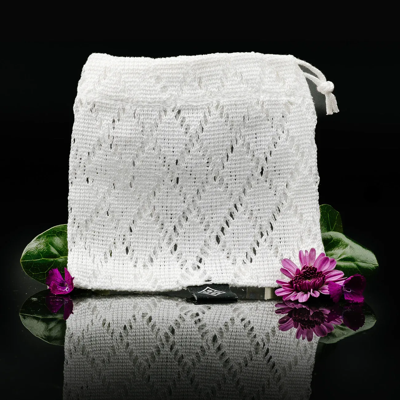 Viori White Shower Soap Bag