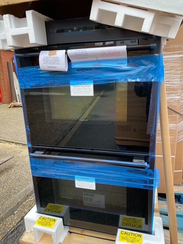 Wolf Transitional Double Oven Black Glass ICBDO30-2G/B/TH OUTLET / EX DISPLAY