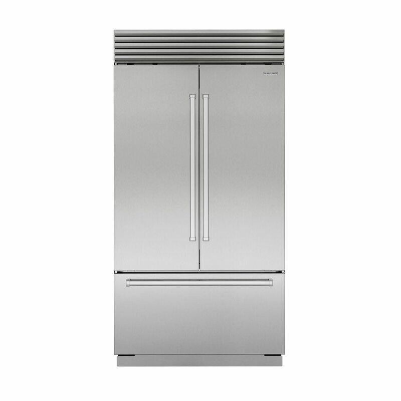 Sub-Zero Refrigerator/Freezer with Ice & Water Dispenser 1067mm