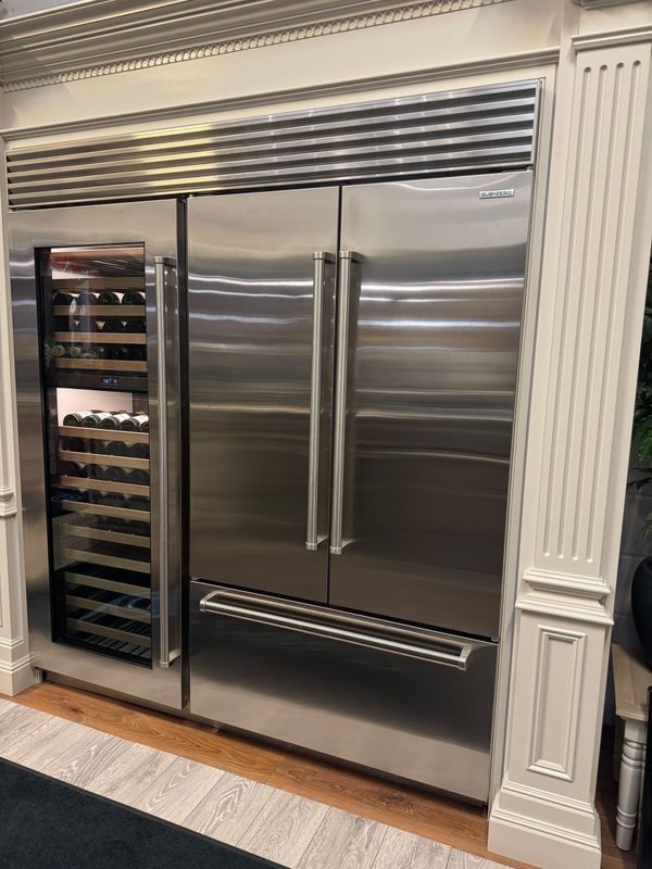 Ex Display Sub-Zero ICBCL4250UFDID French Door Fridge Freezer