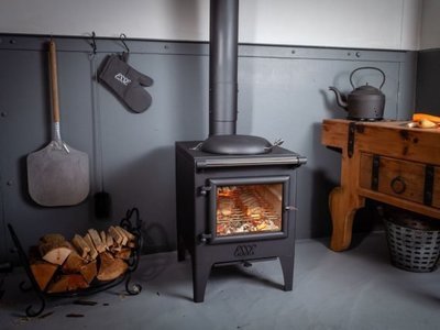 ESSE Warmheart Wood Burning  Cooking Stove