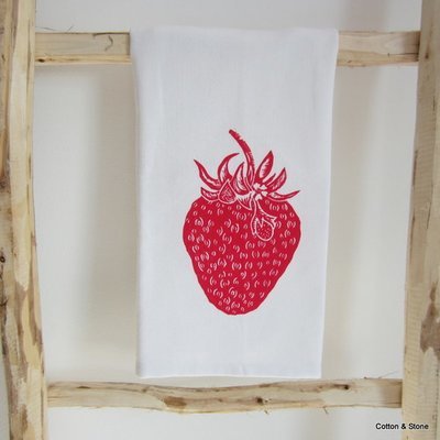 Tea Towel &#39;Strawberry&#39;