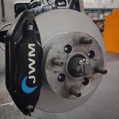 4 Pot "Big Brakes" Calipers with Vented Discs