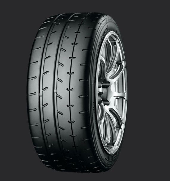 Yokohama ADVAN AO52 Road Legal Semi-Slick Tyre
