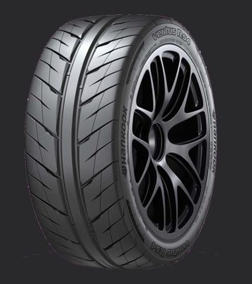 Hankook Ventus RS-4 215/45R17