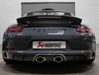 Porsche 911 Carrera / S / GTS (991.2) | Akrapovic | Link Pipe Set w Cat (SS)