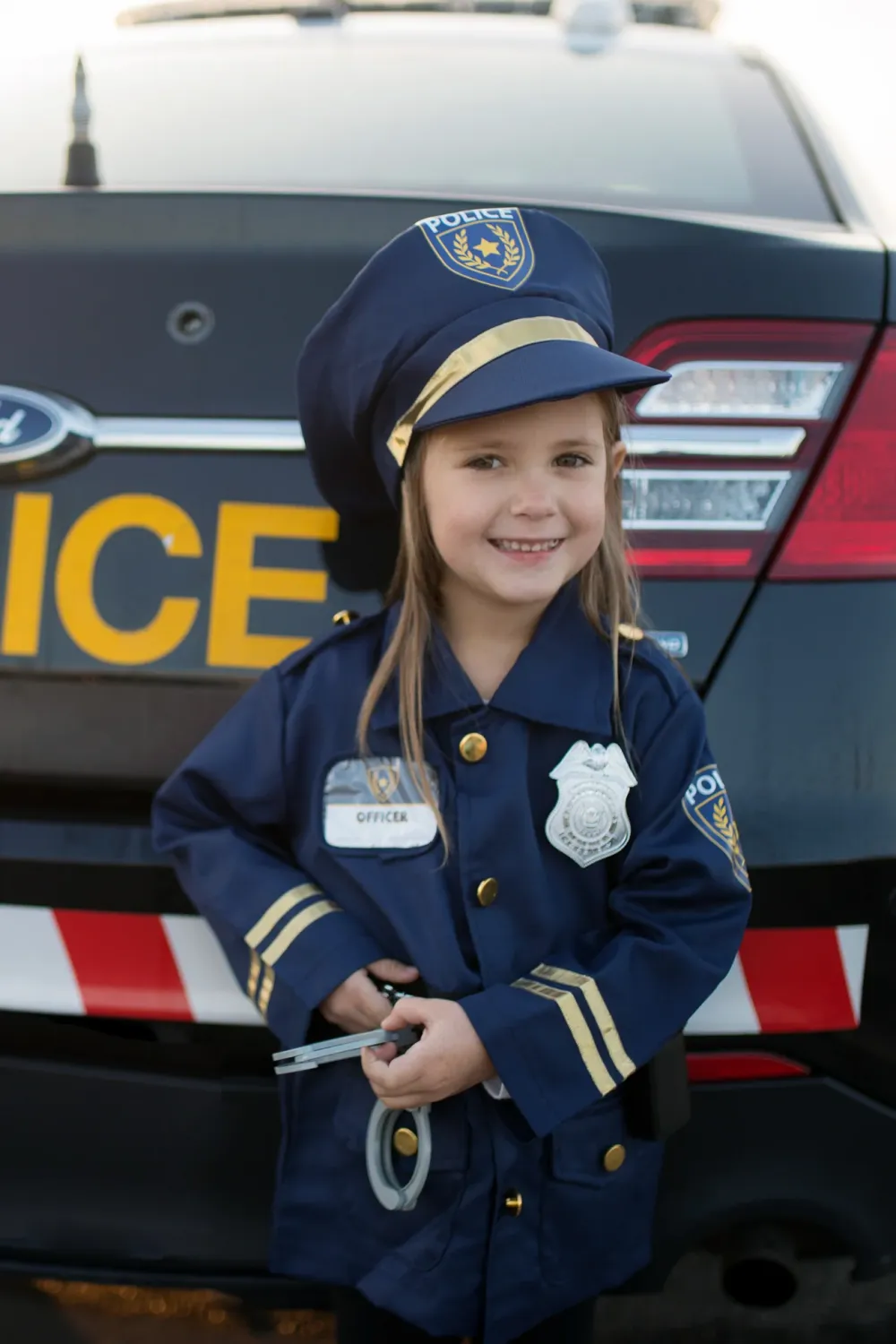 Police Officer w/Accessories,