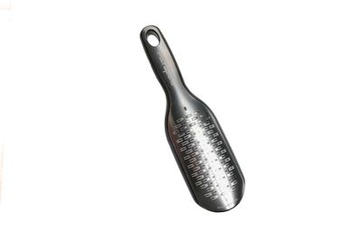 Microplane Elite Series Ribbon Grater With Catcher-Black