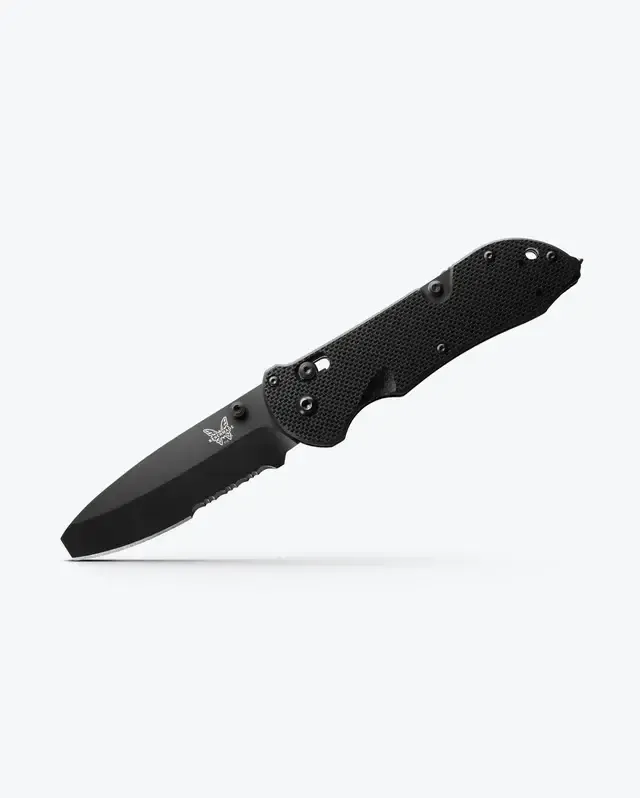 Benchmade Triage Serrated, N680 Steel, Black G10
