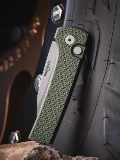 Pro-Tech, Ramon Chavez Scapegoat Compact Auto, Textured Green Al, Magnamax