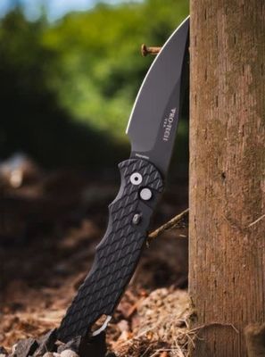 Protech, TR-4 Black Feather Al Handle, MagnaMax Steel