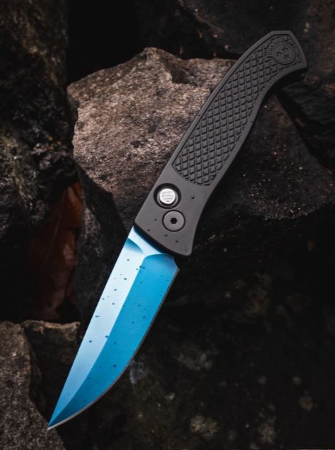 Pro-Tech, Brend Classic Auto Diamond Textured Aluminum, Sapphire Blue Magnacut