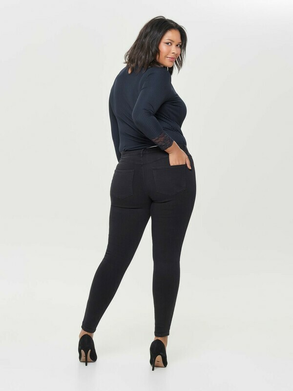 Sorte push-up jeans fra Carmakoma! Sorte push-up jeans fra Carmakoma!