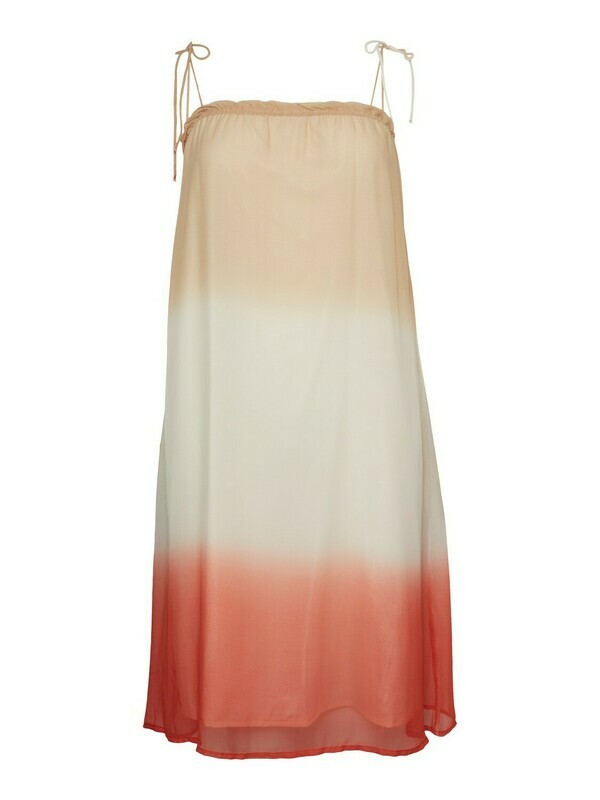 Tie-dye kjole fra Vero Moda Curve! Tie-dye kjole fra Vero Moda Curve!