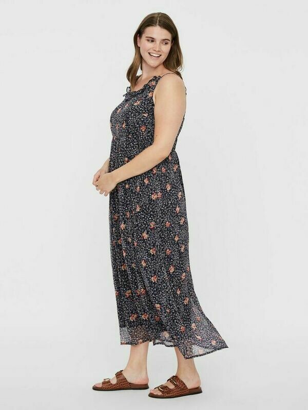 Maxikjole fra Vero Moda Curve! Maxikjole fra Vero Moda Curve!