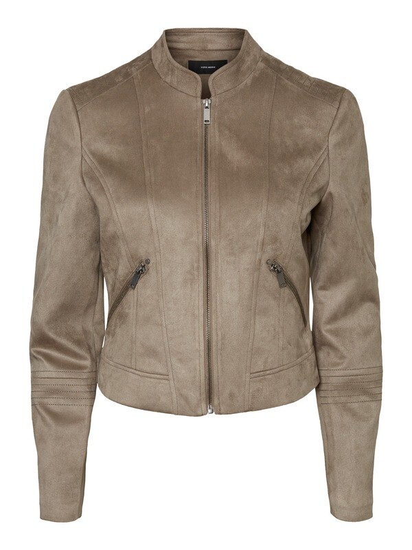 Bikerjakke i fake suede fra Vero Moda Curve! Bikerjakke i fake suede fra Vero Moda Curve!