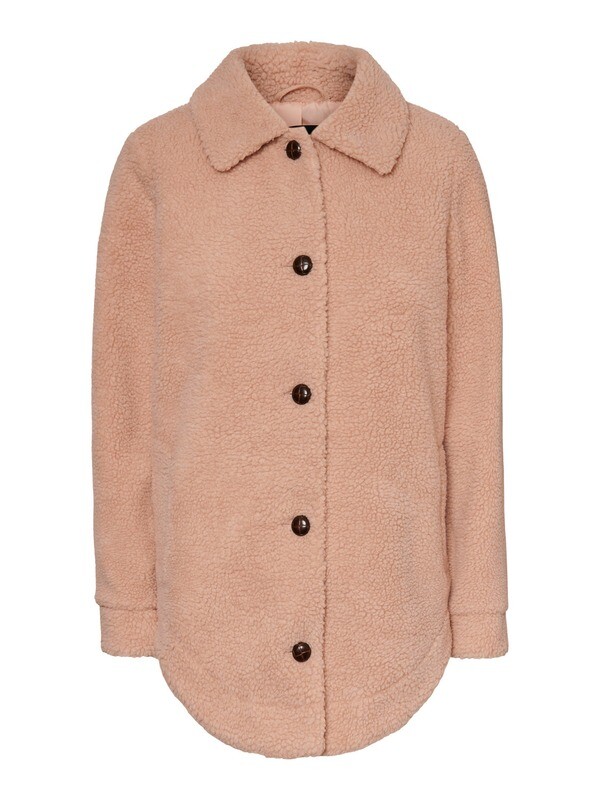 Cool rosa teddy fra Vero Moda Curve! Cool rosa teddy fra Vero Moda Curve!