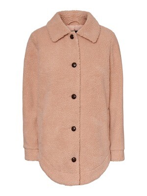Cool rosa teddy fra Vero Moda Curve! Cool rosa teddy fra Vero Moda Curve!