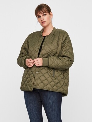 Quilted jakke fra Vero Moda Curve! Quilted jakke fra Vero Moda Curve!