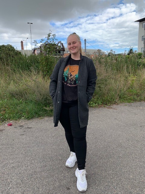 Jakke i lækker opkradset kvalitet fra Vero Moda Curve! Jakke i lækker opkradset kvalitet fra Vero Moda Curve!
