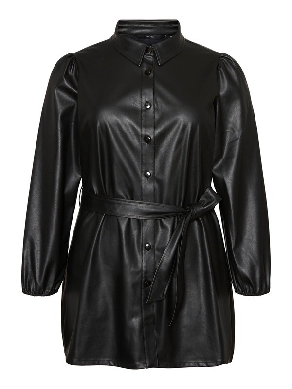 PU skjorte med pufærmer fra Vero Moda Curve! PU skjorte med pufærmer fra Vero Moda Curve!
