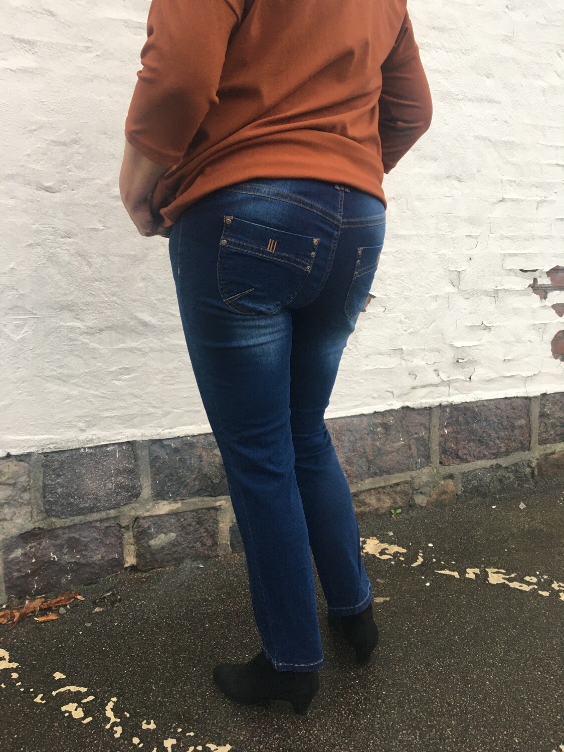 Mody jeans fra DNY