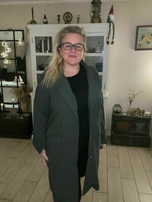 Flot Overgangsjakke fra Carmakoma! Flot Overgangsjakke fra Carmakoma!