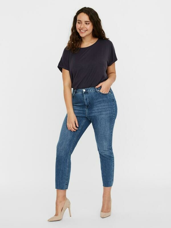 Ankeljeans fra Vero Moda Curve. Ankeljeans fra Vero Moda Curve.