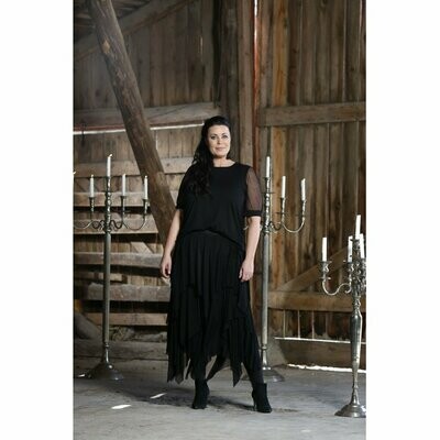 Elegant t-shirt fra Zoey. Elegant t-shirt fra Zoey.