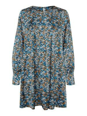 Fineste kjole/tunika fra Vero Moda Curve. Fineste kjole/tunika fra Vero Moda Curve.